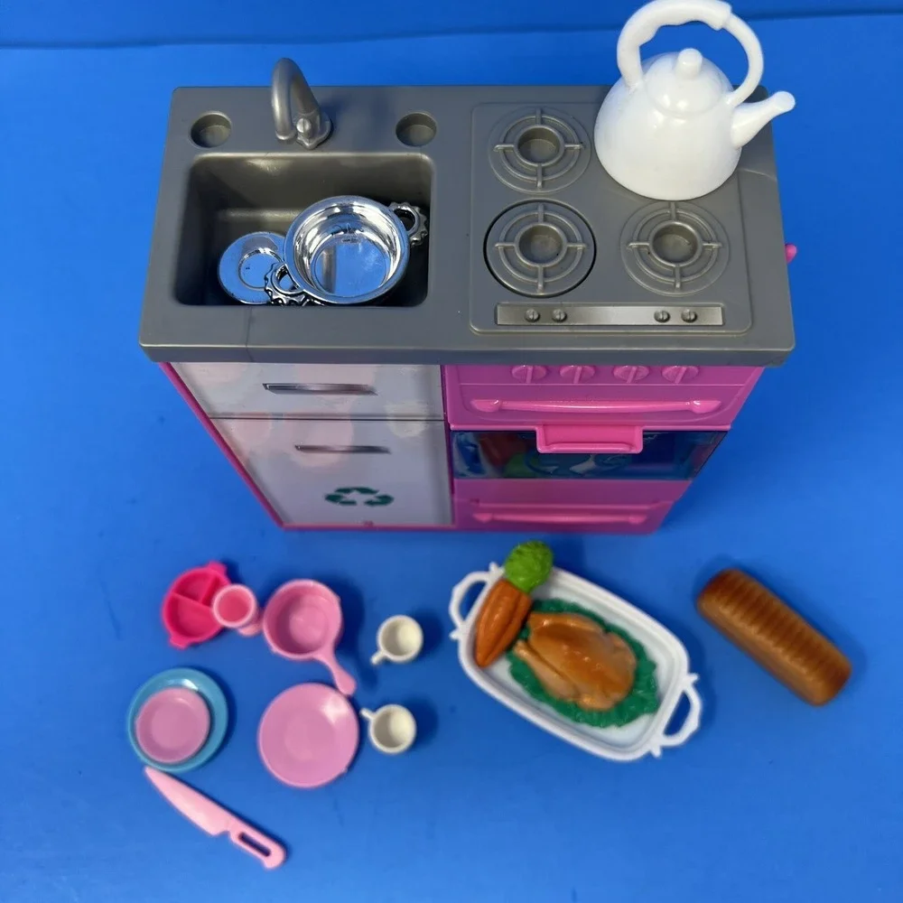Barbie Mattel Kitchen Playset‎ Oven Turkey Bread Dishes Plates